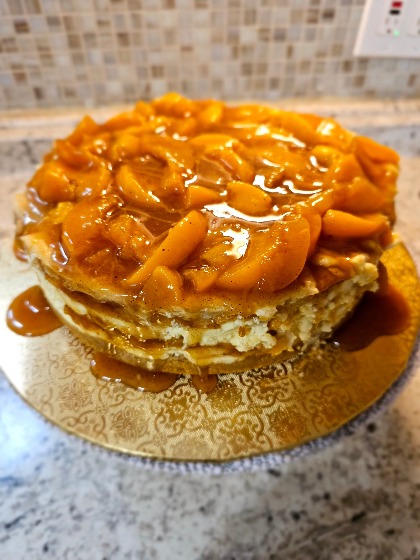 Peach Cobbler Cheesecake